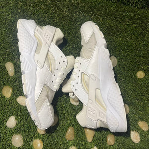 Kids Size 4 (GS) - Nike Huarache Run Low White Pure Platinum