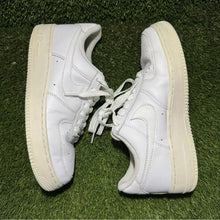 Load image into Gallery viewer, Size 7.5 - Nike Air Force 1 Low White 2018 DD8959-100 Women’s
