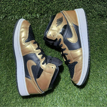 Load image into Gallery viewer, Size 3.5 (GS) - Kids Jordan 1 SE Mid Metallic Gold Black

