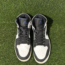 Load image into Gallery viewer, Size 12 - Air Jordan 1 SE Mid Royal Black Toe
