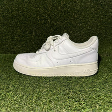 Load image into Gallery viewer, Size 7.5 - Nike Air Force 1 Low White 2018 DD8959-100 Women’s
