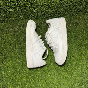 Size 13.5 (PS) - Kids Nike Force 1 LE Low Triple White