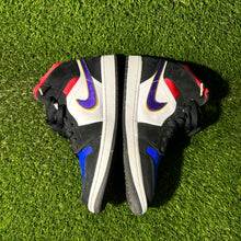 Load image into Gallery viewer, Size 9.5 - Jordan 1 Mid SE Rivals 2019
