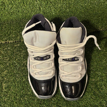 Load image into Gallery viewer, Size 7Y - Kids Jordan 11 Retro High Concord (GS)
