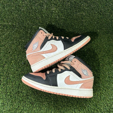 Load image into Gallery viewer, Size 5Y - Kids Jordan 1 Mid Pink Rose Gold DM9077-108
