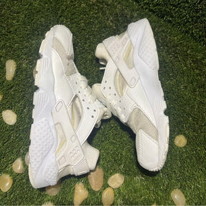 Kids Size 4 (GS) - Nike Huarache Run Low White Pure Platinum