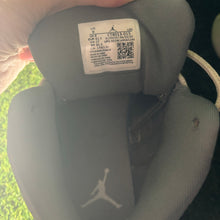 Load image into Gallery viewer, Size 9 - Jordan 12 Stealth 2022
