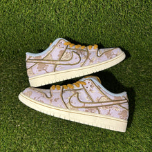 Load image into Gallery viewer, Nike SB Dunk City Of Style
