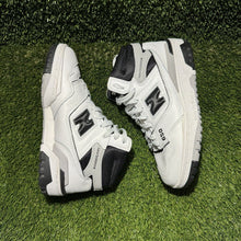 Load image into Gallery viewer, Size 4.5 - Kids New Balance 650R White Black
