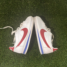 Load image into Gallery viewer, Size 5 GS- Kids Nike Cortez (807471-103)
